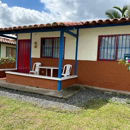 Hotel Campestre Manantial Del Quindio Montenegro Exterior foto