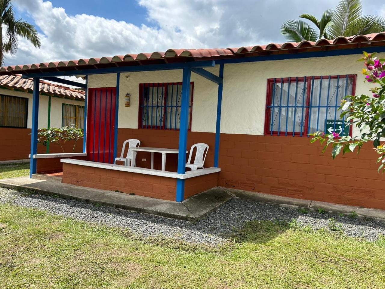 Hotel Campestre Manantial Del Quindio Montenegro Exterior foto