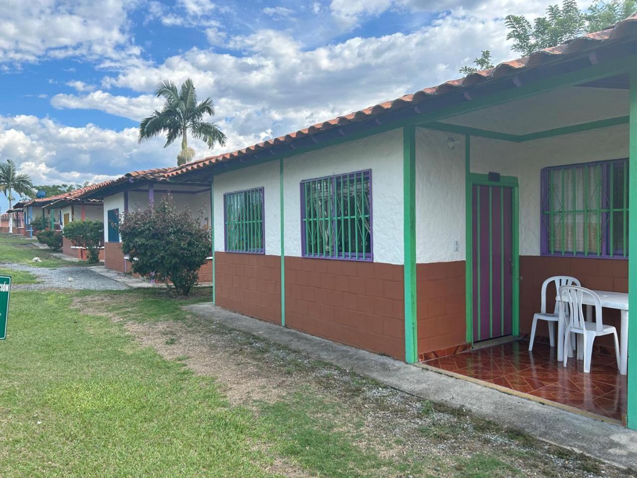 Hotel Campestre Manantial Del Quindio Montenegro Exterior foto