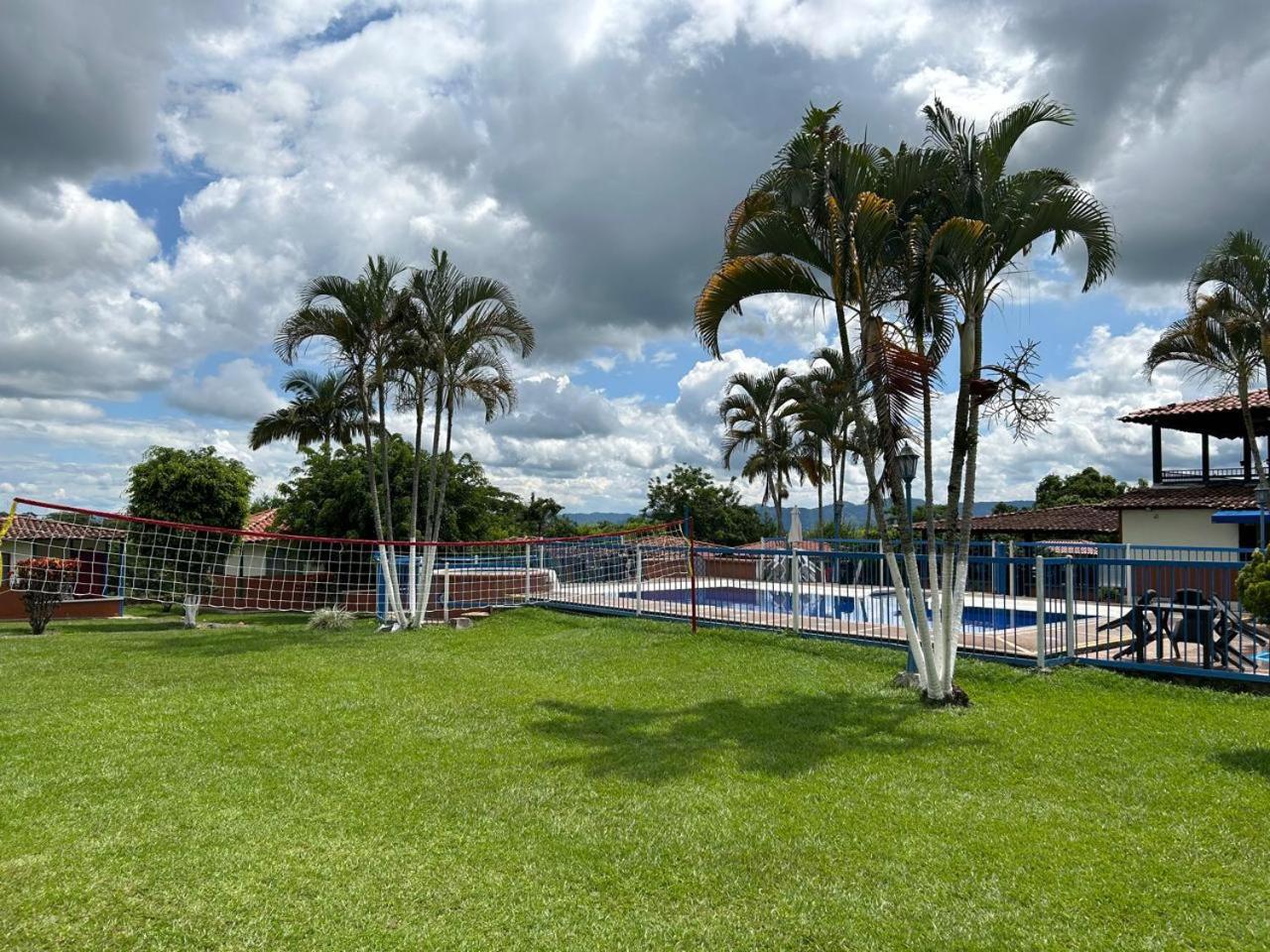 Hotel Campestre Manantial Del Quindio Montenegro Exterior foto